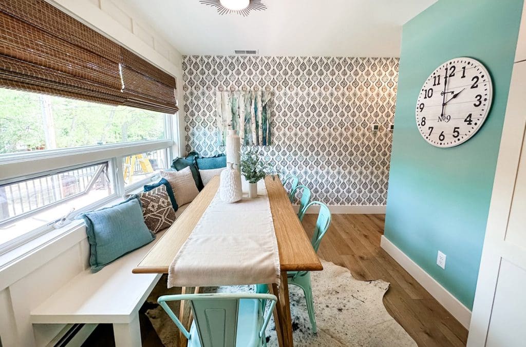 North Manitou Condo dining room - Glen Arbor