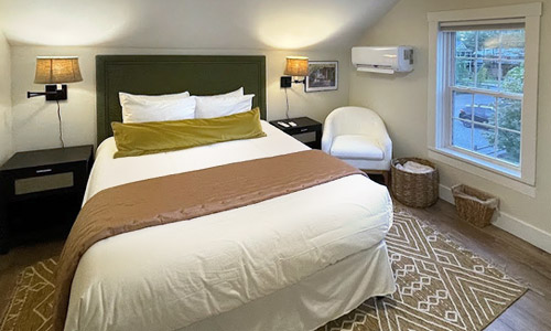 Inspiration Point Room - Bed and Breakfast Room at Glen Arbor