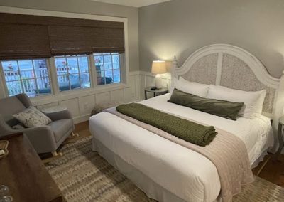 Piping Plover Suite - Bed and Breakfast Room at Glen Arbor