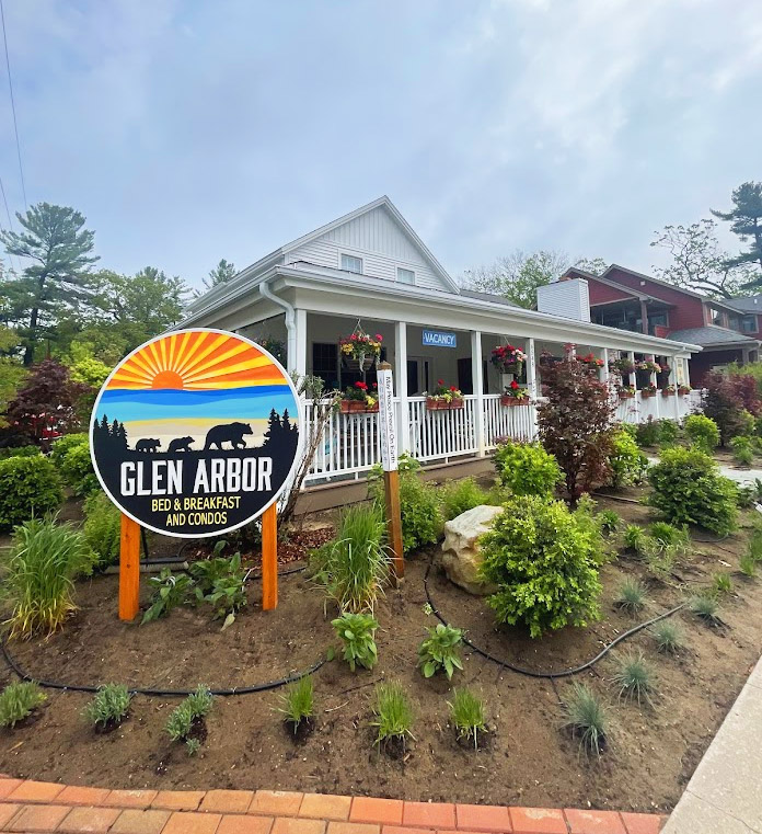 glen-Arbor-exterior-sign-vert Glen Arbor Bed & Breakfast and Condos